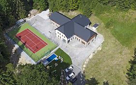 Club Rezidence Pod Lučí